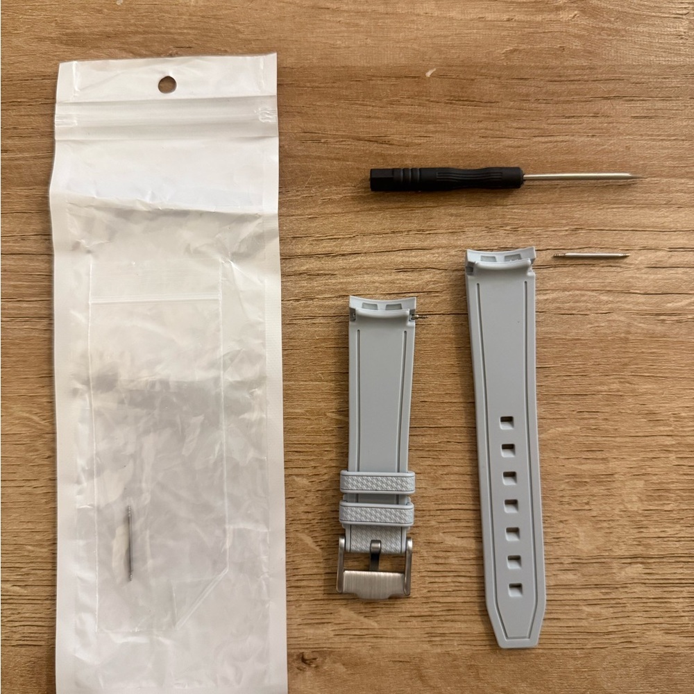 Textured Silicone Watch Strap for Swatch x Omega MoonSwatch - Picture 3 of 3